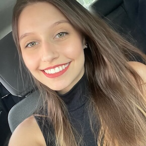 Júlia Biazatti Arquiteta